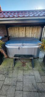 Jacuzzi te koop - Ontspanning in eigen tuin!, Ophalen of Verzenden