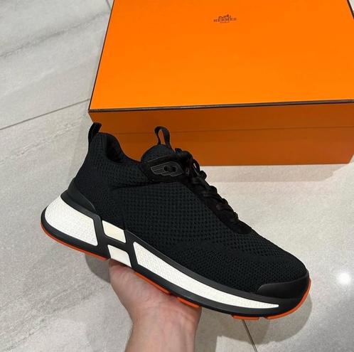 Hermes Heros Sneakers, Kleding | Heren, Schoenen, Zo goed als nieuw, Zwart, Ophalen of Verzenden