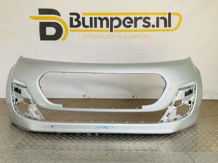 Bumper Peugeot 107 Facelift 11-14 Voorbumper 2-J1-14617z, Auto diversen, Tuning en Styling, Ophalen