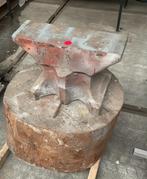 Smeed aambeeld, Ophalen