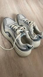 Schoenen maat 36, Kleding | Dames, Schoenen, Sneakers of Gympen, Grijs, Gedragen, Verzenden