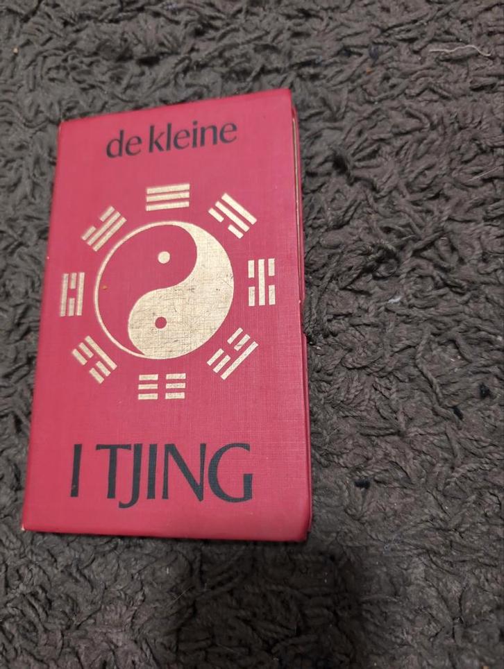 De Kleine I Tjing - Spiritualiteit & Astrologie, Boeken, Esoterie en Spiritualiteit, Gelezen, Achtergrond en Informatie, Spiritualiteit algemeen