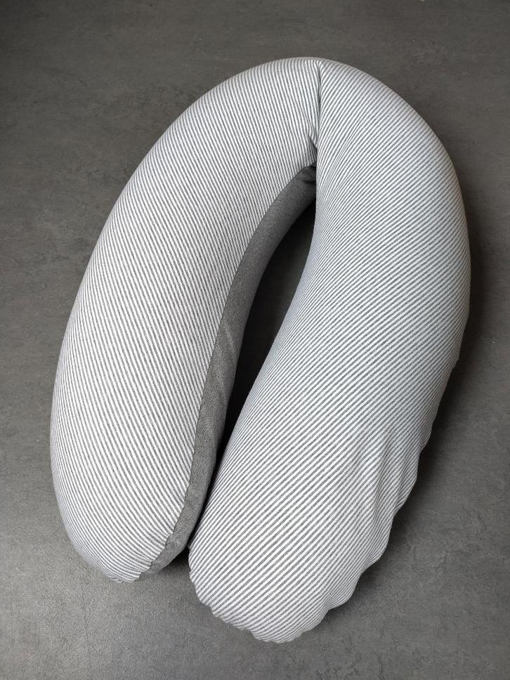 Voedingskussen Doomoo, Kinderen en Baby's, Babyvoeding en Toebehoren, Zo goed als nieuw, Voedingskussen, Ophalen