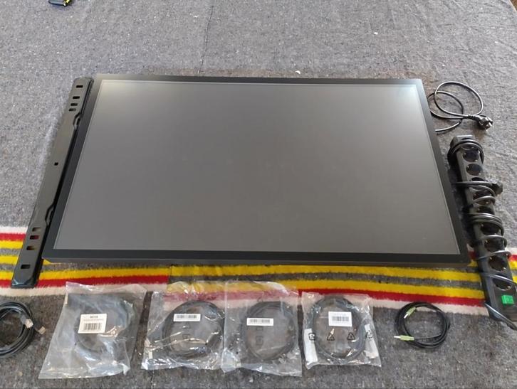 Iiyama Prolite TF4339MSC 43 inch Touch Monitor incl beugel, Computers en Software, Monitoren, Gebruikt, 60 Hz of minder, DisplayPort