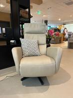 Modern relaxfauteuil met opstahulp, Ophalen, Info@vissermeubelen.nl, Visser Meubelen, Nieuw