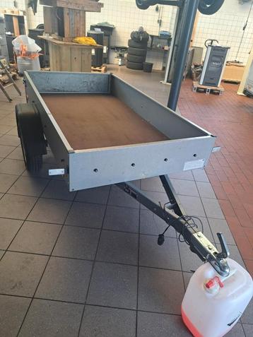 Stema nieuwe aanhanger 750 kg prijs €525,00 vast 13 inch  beschikbaar voor biedingen