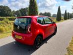 Volkswagen up! 1.0 44KW 2012 Rood, Voorwielaandrijving, Stof, Up!, 4 stoelen