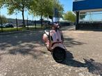 Vespa Sprint Opaco Rosé Gold Pink, Fietsen en Brommers, Scooters | Vespa, Ophalen, Overige modellen, Maximaal 45 km/u, Zo goed als nieuw