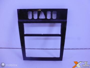 E-KLASSE W210 MIDDENPANEEL DASHBOARD A2106809136 3400 beschikbaar voor biedingen