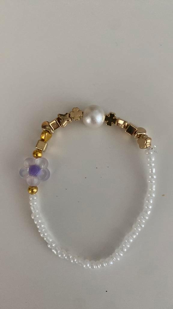 Armband met alles erop en eraan, Sieraden, Tassen en Uiterlijk, Armbanden, Nieuw, Elastiek, Overige kleuren, Met bedels of kralen