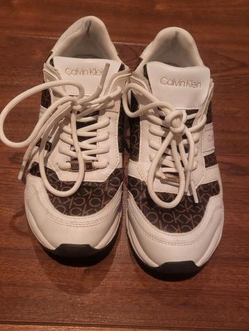 Calvin Klein sneakers 38