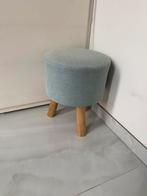 Stool, Ophalen of Verzenden, Zo goed als nieuw, Hout