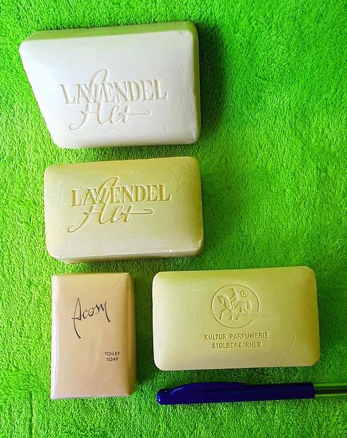 VINTAGE ( Lavendel ) zeep uit 1955 -> Stolberg Rhld + Acosy, Verzamelen, Retro, Persoonlijke verzorging, Ophalen of Verzenden