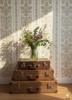 7054 zacht vintage klassiek barok streepbehang beige groen , Verzenden, 75 m² of meer, Beige