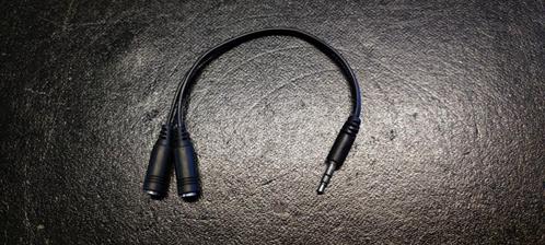 Audio kabel 3.5mm jack splitter  2 Male / 1 Female / 21 cm, Audio, Tv en Foto, Audiokabels en Televisiekabels, Nieuw, Overige kabels