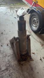 Hydraulische Cilinder - Robuust en Krachtig, Ophalen, Gebruikt, Hydraulisch, Potkrik