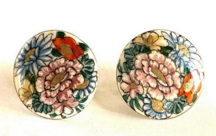 Antieke Sarsuma florale porseleinen schroefoorbellen, Sieraden, Tassen en Uiterlijk, Oorbellen, Zo goed als nieuw, Overige materialen