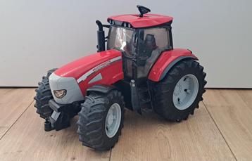 Bruder McCormick XTX 165 tractor beschikbaar voor biedingen