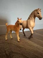 Zgan Schleich Quarter Horse Merrie 13852 & veulen 13854, Ophalen of Verzenden, Zo goed als nieuw