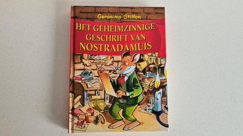Boek Geronimo Stilton 4 - Het geheimzinnige geschrift van…., Boeken, Kinderboeken | Jeugd | onder 10 jaar, Zo goed als nieuw, Fictie algemeen