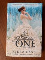 The One - Kiera Cass (Selection Serie), Boeken, Ophalen of Verzenden, Zo goed als nieuw, Nederland