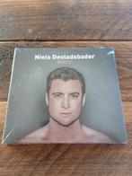 CD Niels Destadsbader: Dertig (nieuw), Pop, Ophalen of Verzenden, Nieuw in verpakking