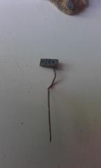 speldje JLO (Z133-53), Verzamelen, Speldjes, Pins en Buttons, Ophalen of Verzenden, Gebruikt, Overige onderwerpen