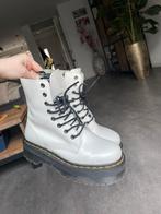 Dr Martens, Kleding | Dames, Lage of Enkellaarzen, Ophalen of Verzenden, Wit, Zo goed als nieuw