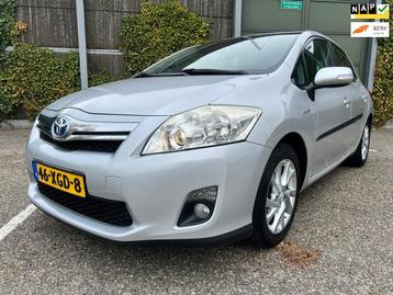 Toyota Auris 1.8 Full Hybrid AIRCO | NAVI | TREKHAAK beschikbaar voor biedingen