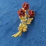 hele mooie vintage bloemen broche met rode kelken, Goud, Overige materialen, 4 tot 7 cm, Met strass