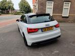 Audi A1 S-line 1.2 Tfsi 63KW SB 2013 Wit led clima cruise, Auto's, Audi, Voorwielaandrijving, Stof, A1, Zwart