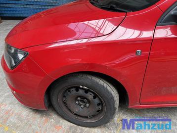 SEAT TOLEDO 4 ROOD links zijscherm voorscherm 2012-2019 beschikbaar voor biedingen