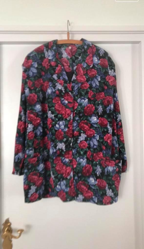 Retro.vintage zgan Gebloemde Blouse maat 50 orig jaren 70, Kleding | Dames, Blouses en Tunieken, Zo goed als nieuw, Maat 46/48 (XL) of groter