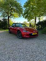 Mazda MX-5 ND 1.5 Skyactiv-g 96KW 2016 Rood, Auto's, Achterwielaandrijving, 4 cilinders, Cabriolet, Handgeschakeld