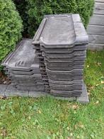 23 dakpannen GRATIS, Ophalen, Steen of Klei, Zwart, Zo goed als nieuw