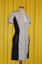 Girbaud nu High Use zwart / wit travelstof jurk maat 34 / 36, Kleding | Dames, Girbaud, Ophalen of Verzenden, Zo goed als nieuw