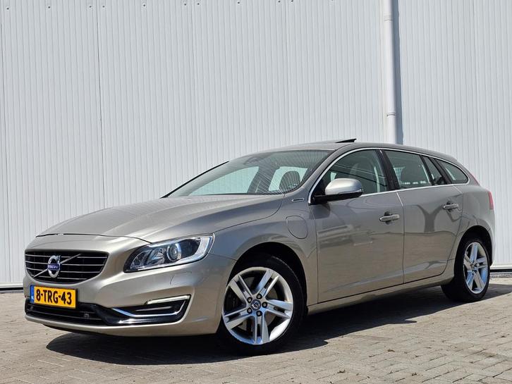 Volvo V60 D6 215pk Plug-in Hybrid 2014 Grijs, Auto's, Volvo, Particulier, V60, Hybride Elektrisch/Diesel, Plug-in hybride, A, Stationwagon