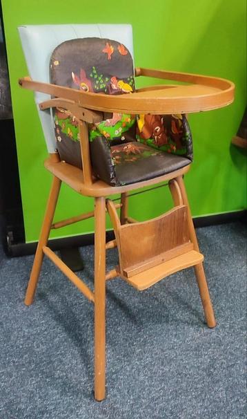 Vintage Houten Kinderstoel - Met kussentjes - In goede staat beschikbaar voor biedingen