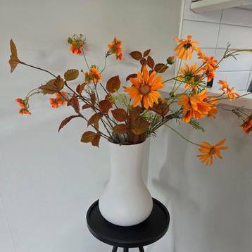 Bombyxx vaas Liora Small 29x18cm beschikbaar voor biedingen