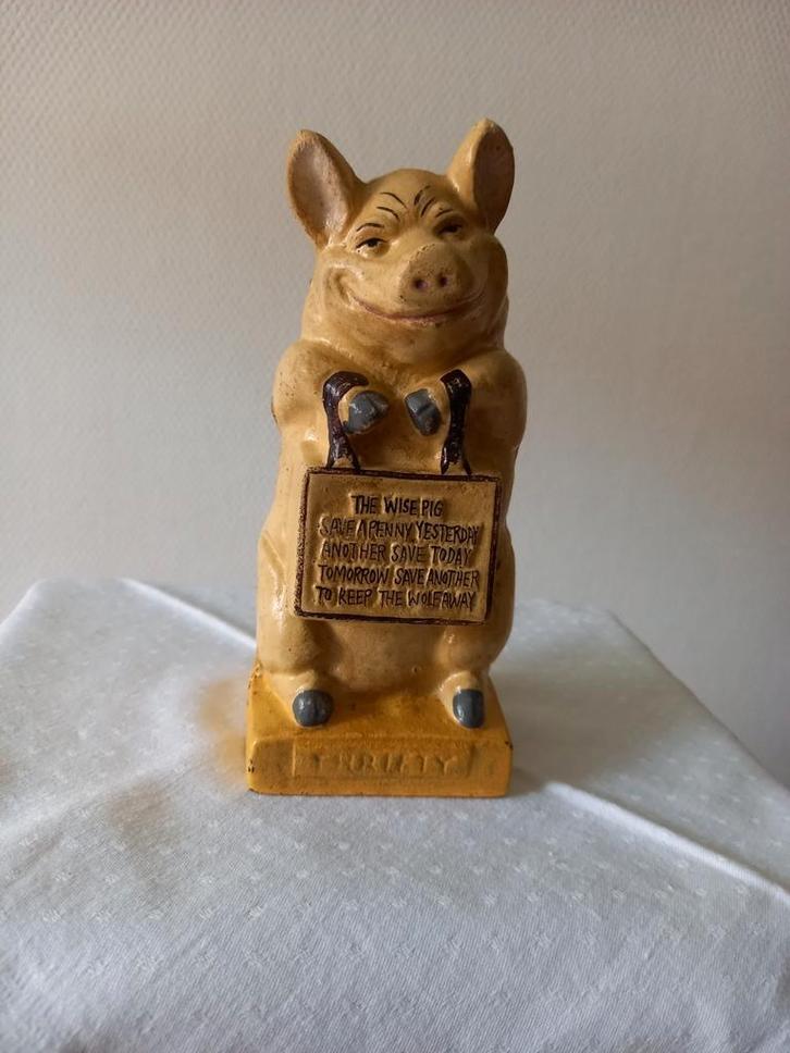 Gietijzeren varken als spaarpot, Verzamelen, Spaarpotten, Zo goed als nieuw, Dier, Steen, Aardewerk of Keramiek, Ophalen of Verzenden