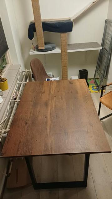 Eettafel - Gebruikt, vaste poten