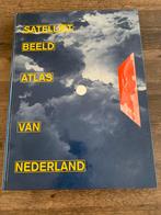 Satelliet Beeld Atlas van Nederland, Overige atlassen, Ophalen of Verzenden, Zo goed als nieuw, 1800 tot 2000