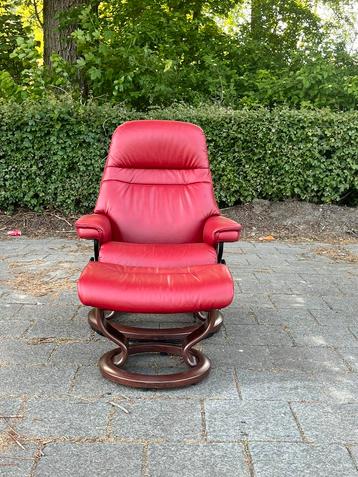 Stressles relax fauteuil met voetenbank- Nieuwstaat 