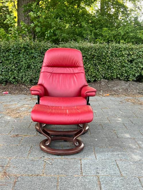 Stressles relax fauteuil met voetenbank- Nieuwstaat, Huis en Inrichting, Fauteuils, Zo goed als nieuw, Ophalen of Verzenden