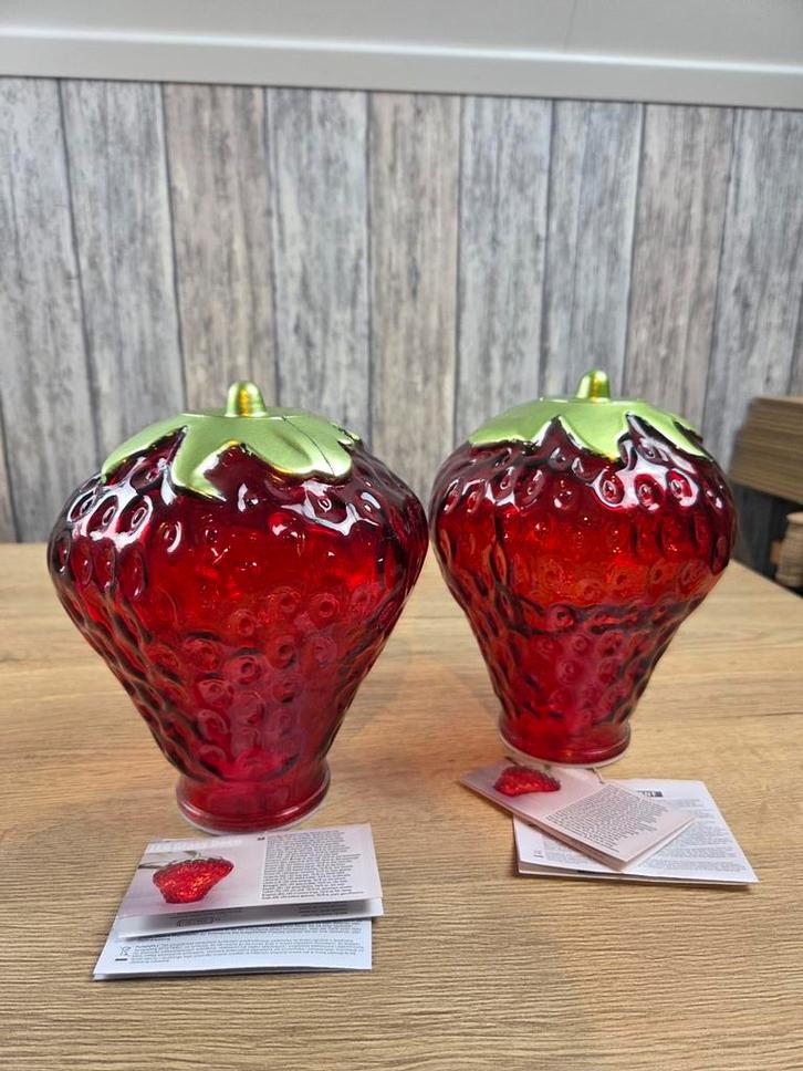 Aardbei LED Decoratie - Set van 2, Antiek en Kunst, Antiek | Woonaccessoires, Ophalen of Verzenden