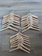 Houten kinder kleerhangers ikea 27 stuks, Ophalen of Verzenden, Zo goed als nieuw, Ikea