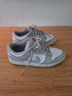 Dunk Low Grijs Wit Maat 43, Kleding | Dames, Schoenen, Nike, Ophalen of Verzenden, Sneakers of Gympen, Grijs
