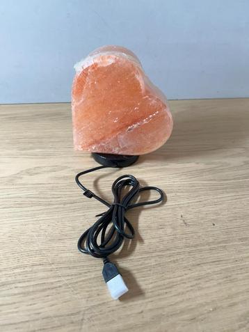NIEUW | Himalaya Zoutlamp Hartvormig beschikbaar voor biedingen