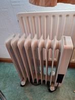 Radiator op olie. Om snel kamer te verwarmen, Ophalen, Minder dan 60 cm, Radiator, 30 tot 80 cm