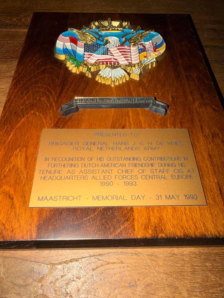 Militair Ereteken Nederland Amerika Instituut Limburg, Verzamelen, Militaria | Algemeen, Landmacht, Embleem of Badge, Nederland